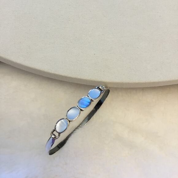 Silver Blue Stones Bracelet - Picture 2 of 9
